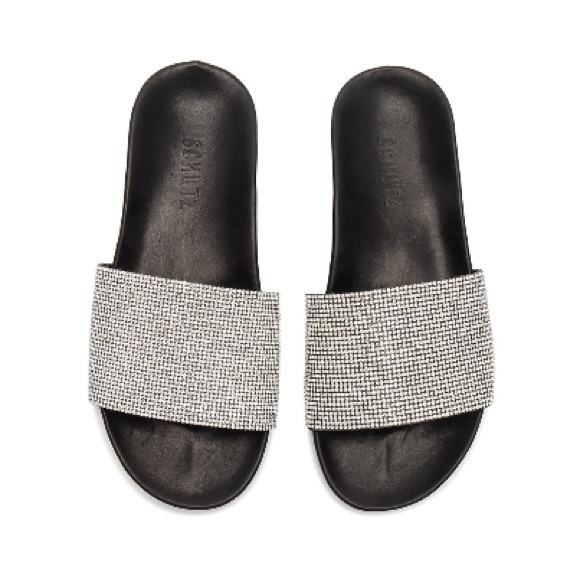Schutz x REVOLVE Kallana Slide in Black